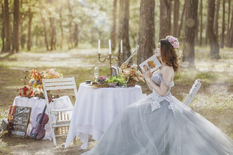 Nature-inspired Centerpiece